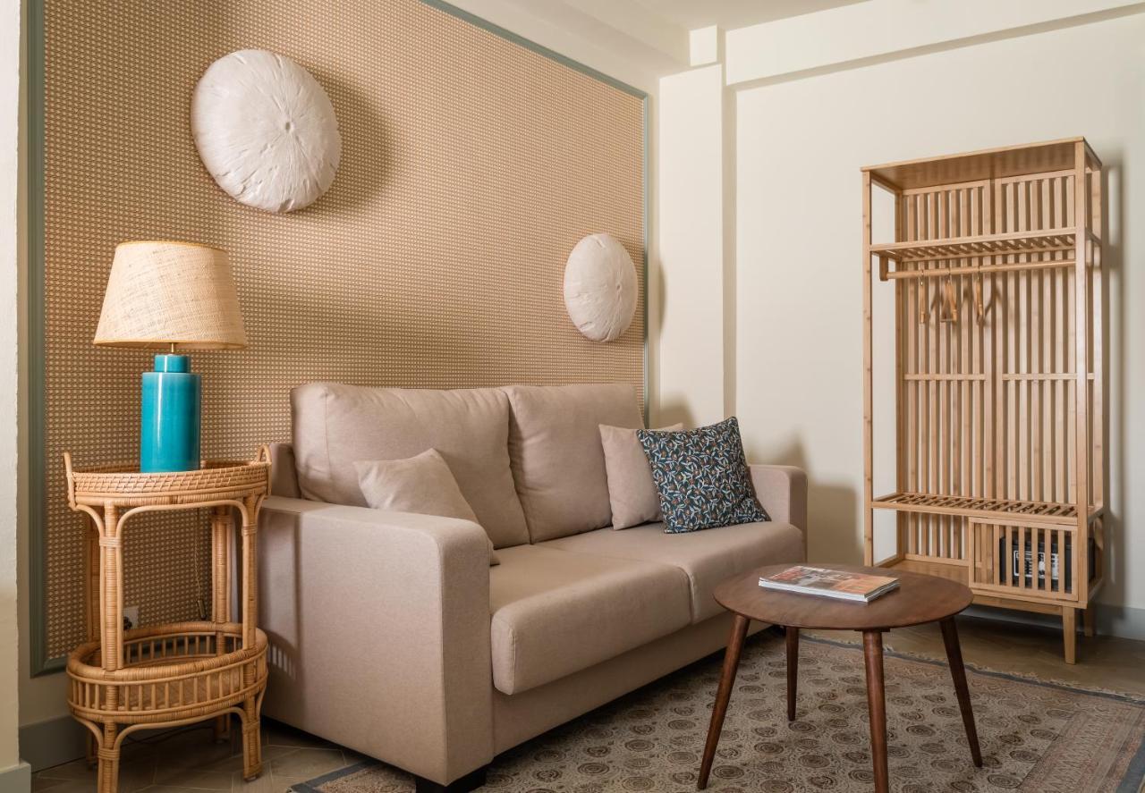 Bypillow Residence Abril Sevilla Exteriér fotografie